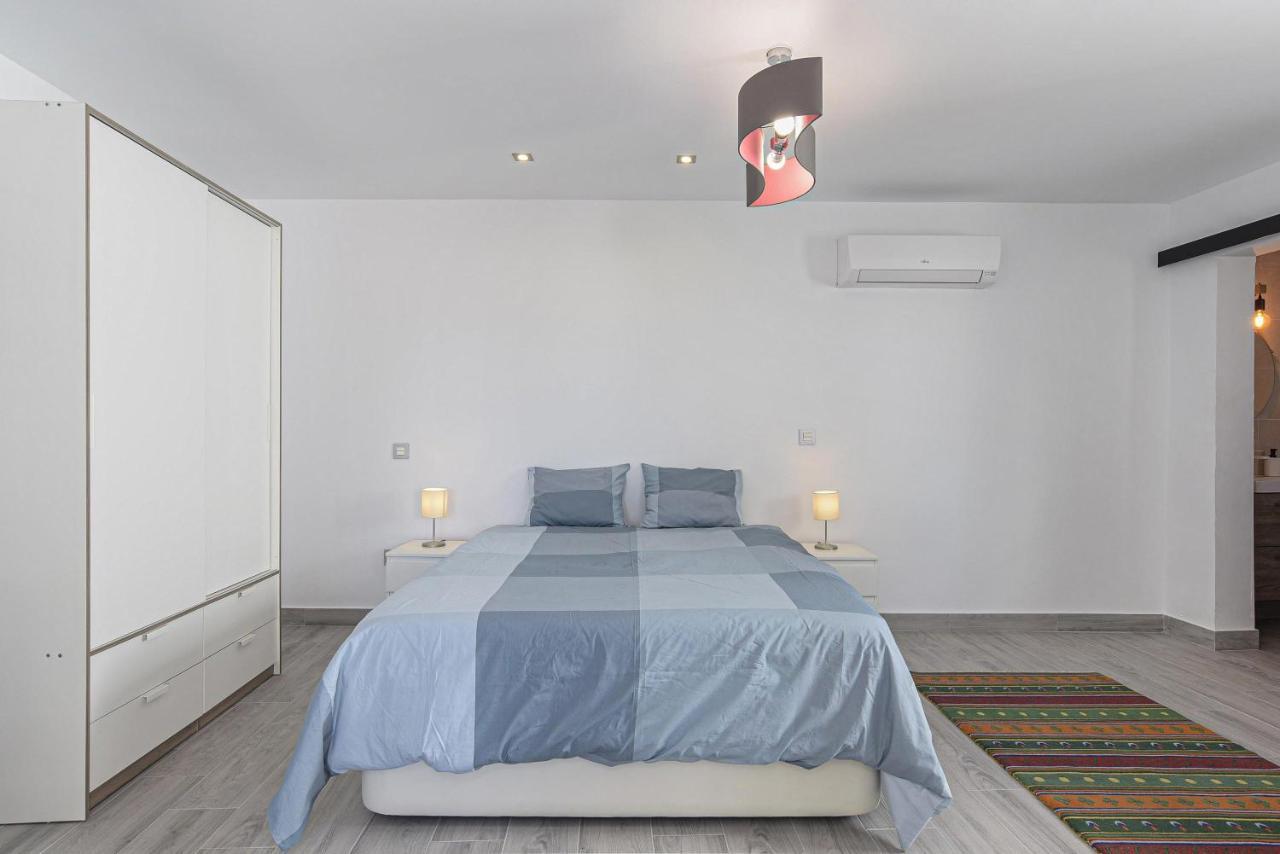 Casa Cortes โกนิล เด ลาฟรอนเตรา ภายนอก รูปภาพ